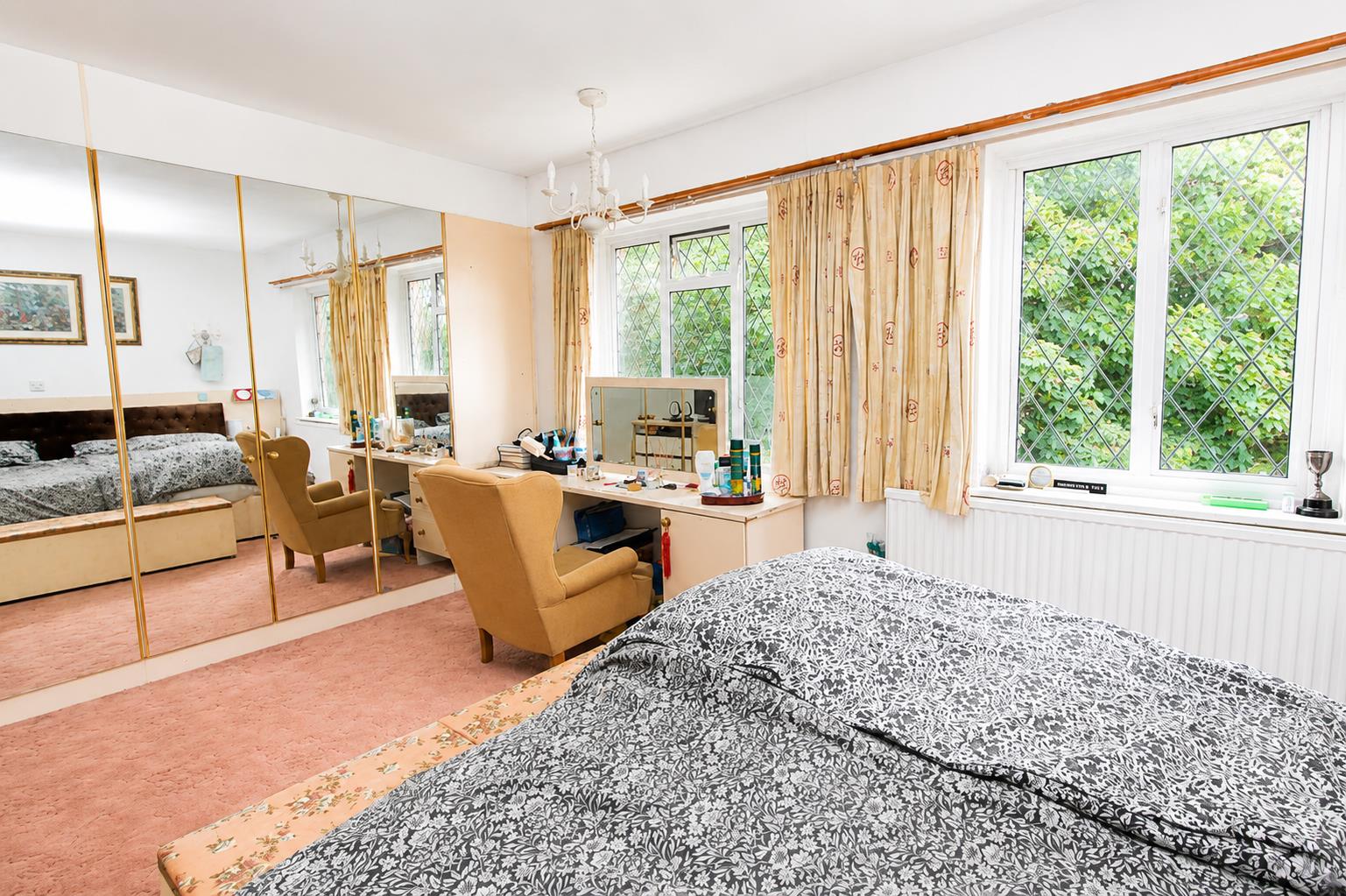 Waynflete Avenue, Croydon